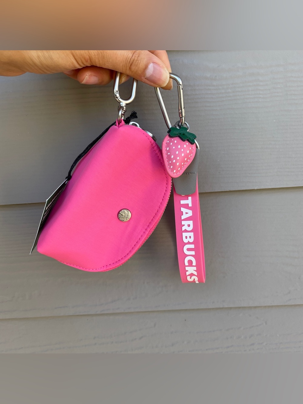 Starbucks Summer Collection 2026 Pouch Writslet Pink Drink&Strawbery  Keychain - Picture 7 of 9